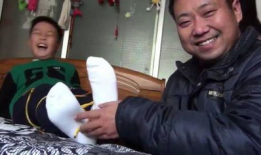 tk挠脚心视频,传统养生法的新视角